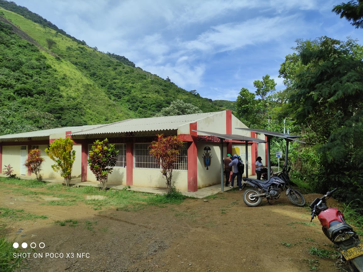 Sede rural entre montañas